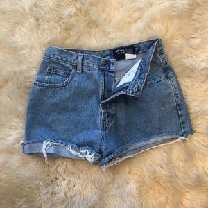 Vintage high waisted mom shorts